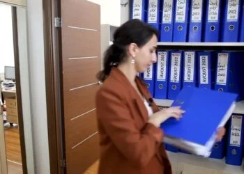 Aptekdən nə alırıq: dərman, ya Bioloji Fəallığa Malik Qida Əlavələri? – VIDEO