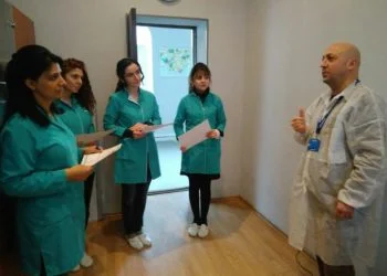 AEM Dərman vasitələrinin keyfiyyətinin yoxlanılması Laboratoriyasında təlim