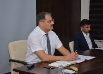 Səhiyyə Nazirliyi Analitik Ekspertiza Mərkəzində fəaliyyətində nöqsanlar aşkarlanan aptek şəbəkələrinin məsul şəxsləri ilə görüş keçirilib